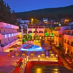 Ξενοδοχείο Oscar Seaside & By Club Aquarium 4*