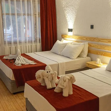 Club Aquarium & Hotel