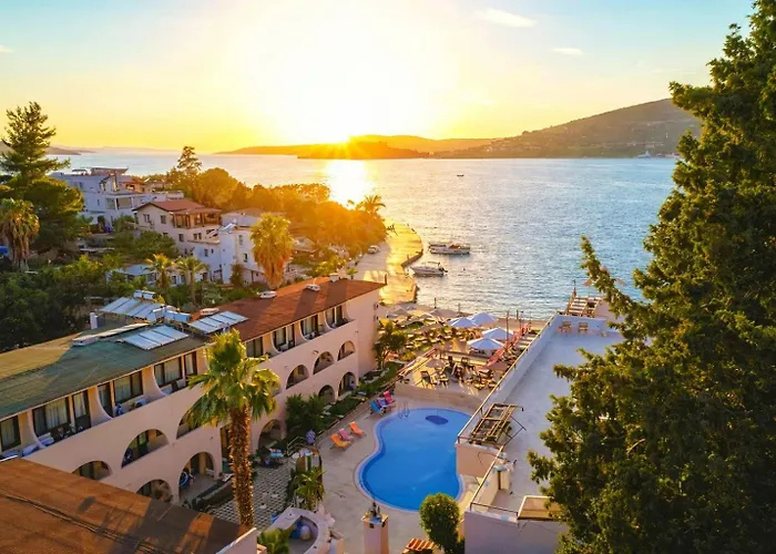 Hotel Oscar Seaside & By Club Aquarium 4*