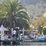 Oscar Seaside & By Club Aquarium Гюверджинлик