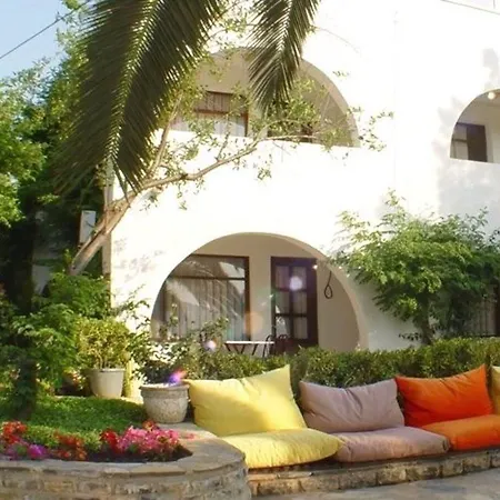 فندق Oscar Seaside &