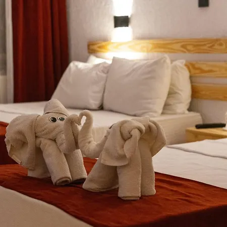 Club Aquarium & Hotel