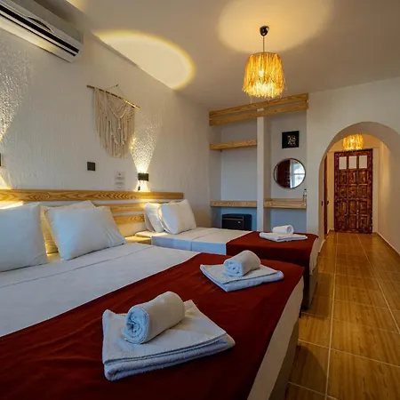 Club Aquarium & Hotel 3*