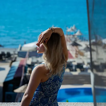 Oscar Seaside & Szálloda
