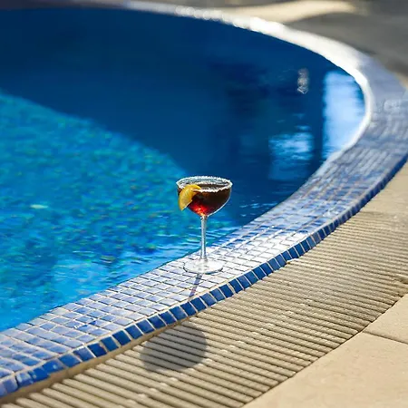 Szálloda Oscar Seaside & 4*